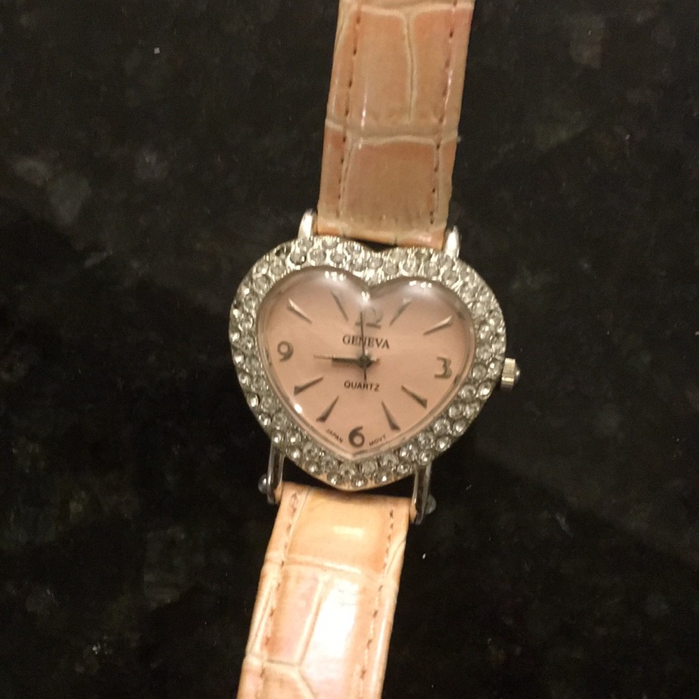 Pink Heart Shaped Pleather Geneva Watch